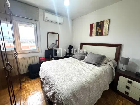 Flat in calle de Arciniega - Photo 11
