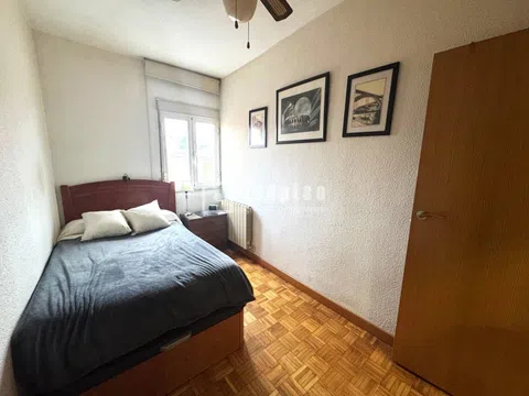 Flat in calle de Arciniega - Photo 16