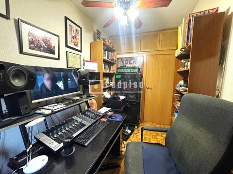 Flat in calle de Arciniega - Photo 20