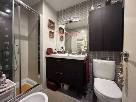 Flat in calle Talamanca del Jarama - Photo 11