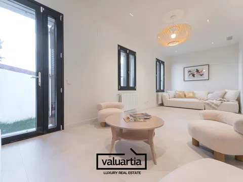 Terraced house in calle Mercedes Formica, 33 - Photo 3