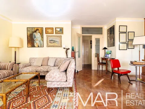 Flat in avenida de Burgos - Photo 10