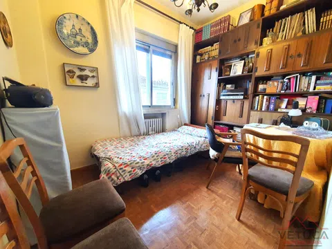 Flat in avenida del General Perón - Photo 11