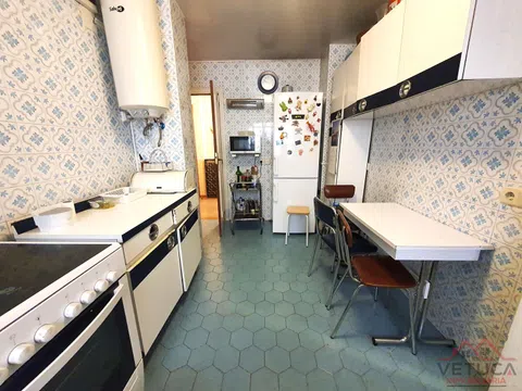 Flat in avenida del General Perón - Photo 15