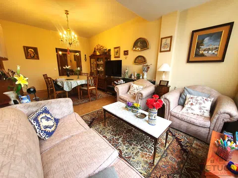Flat in avenida del General Perón - Photo 10