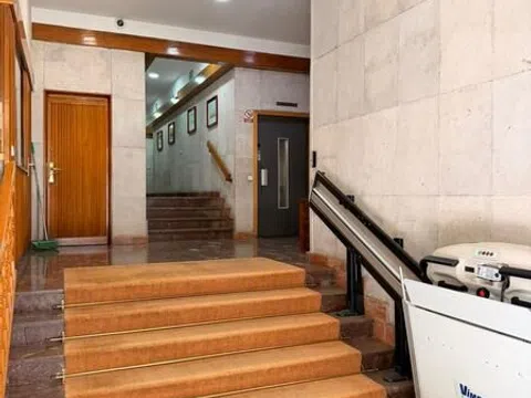 Flat in plaza del Conde del Valle de Súchil - Photo 3
