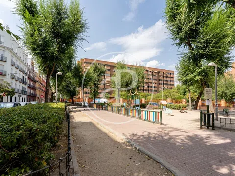 Flat in calle de Hermosilla - Photo 13