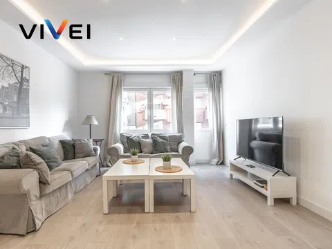 Flat in calle del Doctor Esquerdo - Photo 1