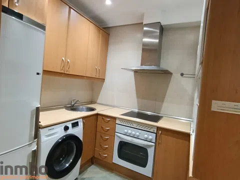 Flat in calle de la Virgen del Castañar - Photo 4