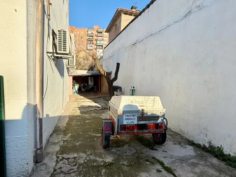 Detached house in calle de la Isla de Nelson - Photo 18