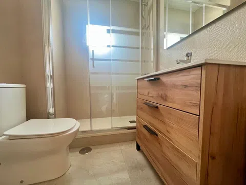 Flat in calle de Vélez Rubio - Photo 13
