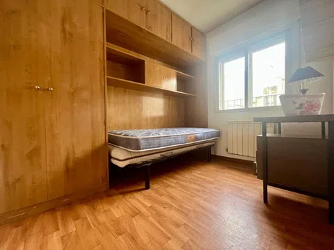 Flat in calle de Vélez Rubio - Photo 9