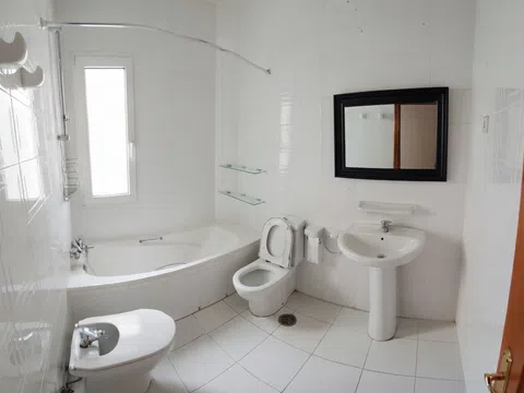 Flat in calle de Eugenio Salazar, 58 - Photo 12