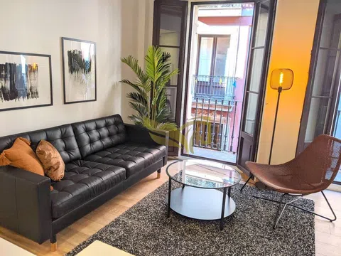 Flat in calle de Cádiz - Photo 2