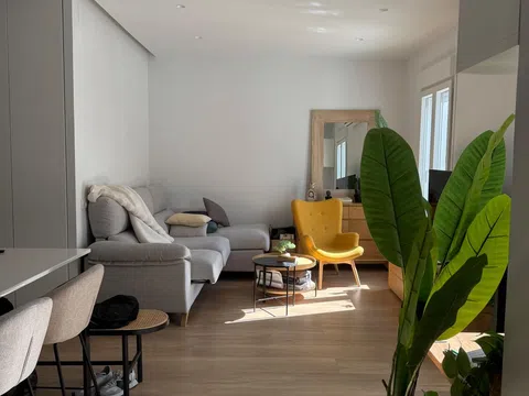 Flat - Photo 2