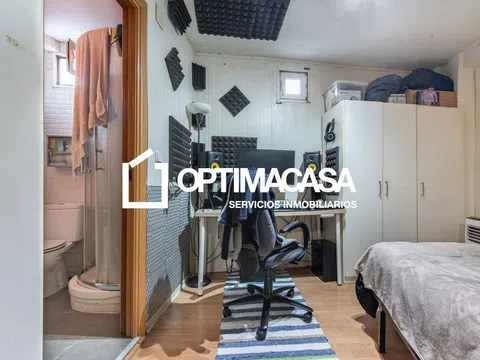 Flat in calle de Santa Juliana - Photo 3