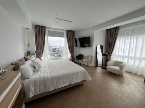 Flat in calle de Raimundo Fernández Villaverde - Photo 10