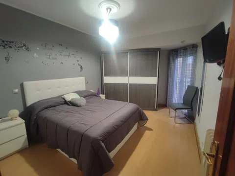 Flat in calle de Carvajales - Photo 11