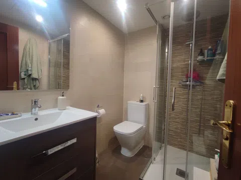 Flat in calle de Carvajales - Photo 20