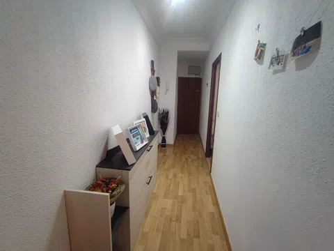 Flat in calle de Carvajales - Photo 7
