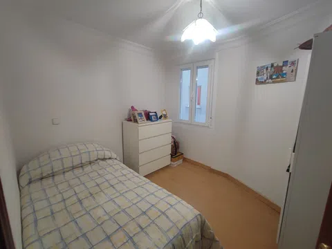 Flat in calle de Carvajales - Photo 8