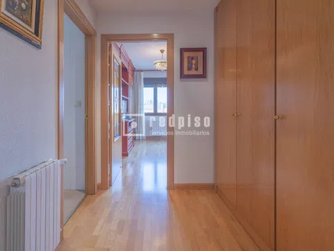 Flat in calle del Príncipe Carlos - Photo 3
