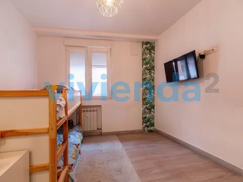 Flat in calle de Alustante - Photo 16