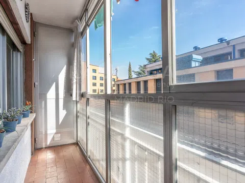 Flat in avenida de Portugal - Photo 2