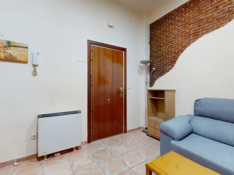 Flat in calle de San Bernardo - Photo 3