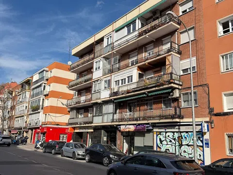 Flat in calle de López de Hoyos no number - Photo 2