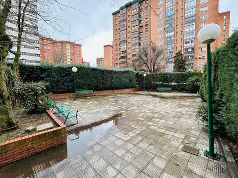 Flat in calle de Melchor Fernández Almagro, 21 - Photo 5