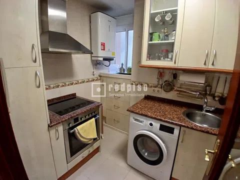 Flat in calle de Cebreros - Photo 5
