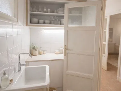 Flat in calle de Orense - Photo 12
