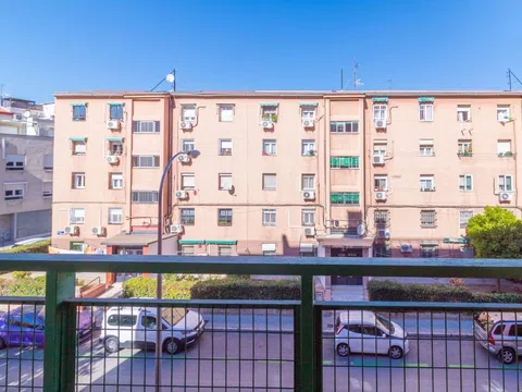 Flat in calle de Eduardo Rivas - Photo 13
