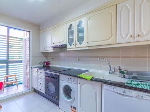 Flat in calle de Eduardo Rivas - Photo 15