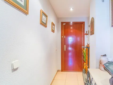 Flat in calle de Eduardo Rivas - Photo 7
