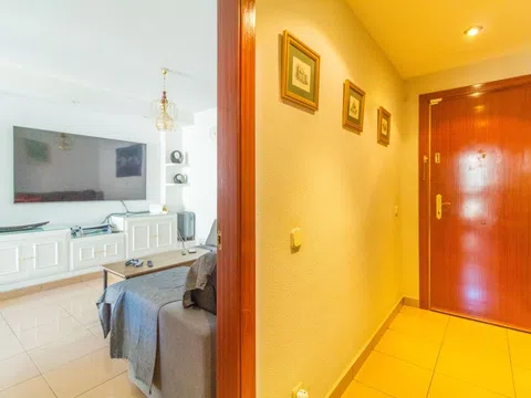 Flat in calle de Eduardo Rivas - Photo 8
