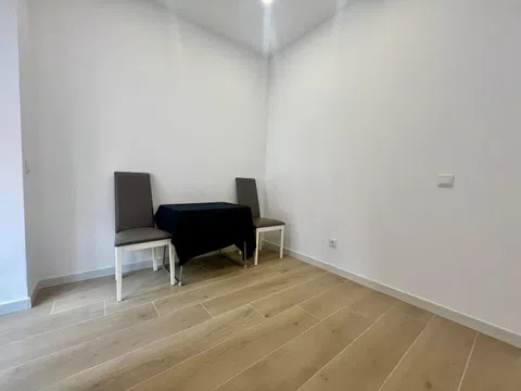 Flat in calle de Lorca - Photo 11