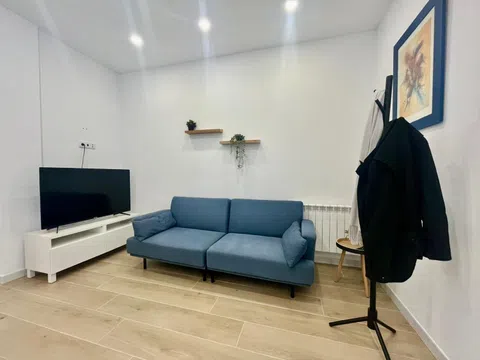 Flat in calle de Lorca - Photo 4