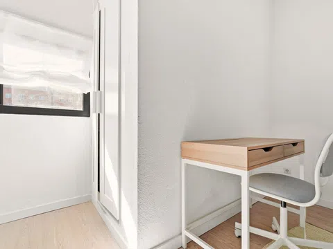Flat in avenida del Doctor García Tapia - Photo 17