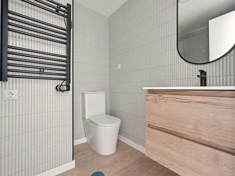 Flat in avenida del Doctor García Tapia - Photo 18