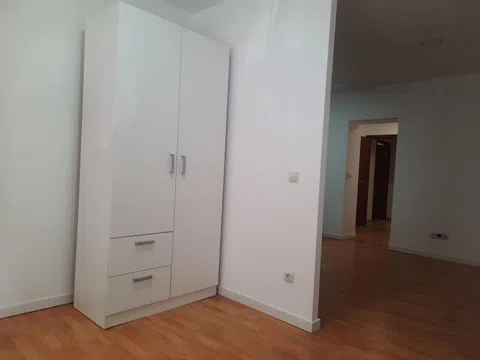 Flat in calle de Martinez Oviol - Photo 16