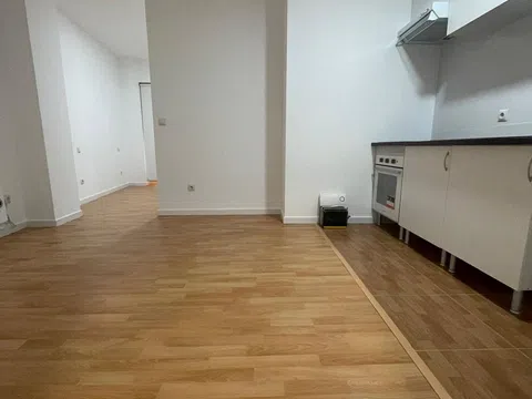 Flat in calle de Martinez Oviol - Photo 3