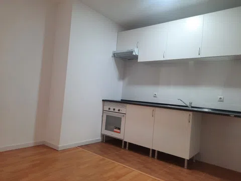 Flat in calle de Martinez Oviol - Photo 9