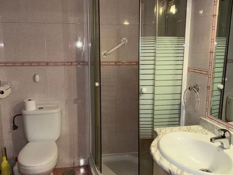 Flat in calle Florencio Sanz - Photo 11