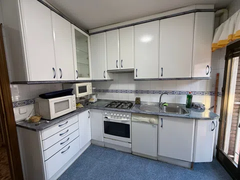 Flat in calle Florencio Sanz - Photo 16