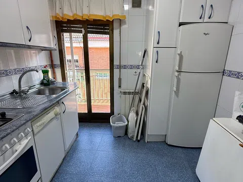 Flat in calle Florencio Sanz - Photo 17