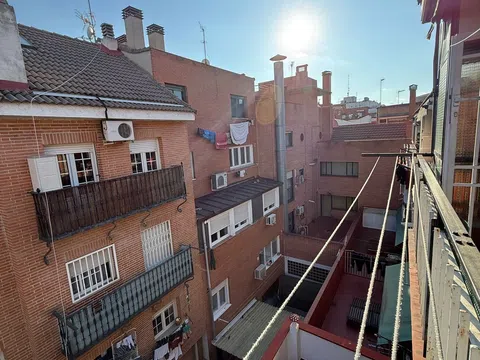 Flat in calle Florencio Sanz - Photo 19