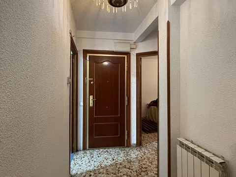 Flat in calle Florencio Sanz - Photo 4