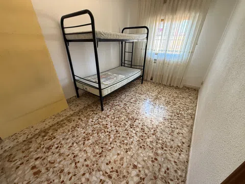 Flat in calle Florencio Sanz - Photo 7